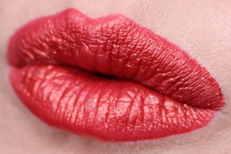 FrickinBrilliantBlingThingLiquidLipcolourMAC15