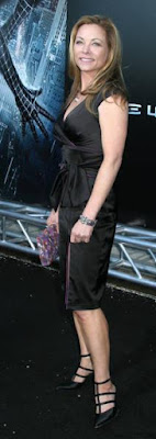 Theresa Russell