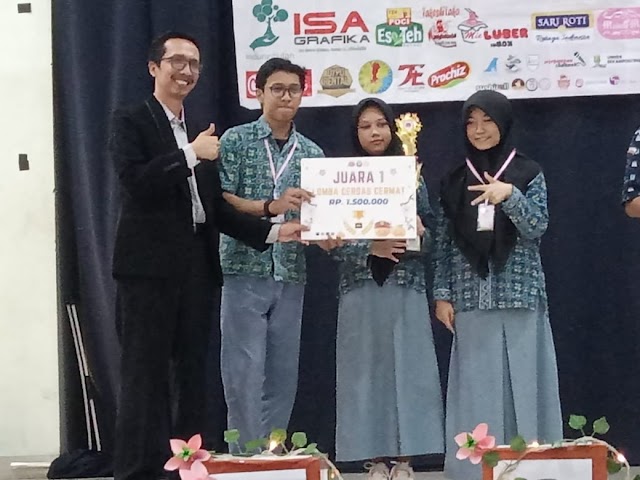 SMA Negeri 3 Salatiga Juara 1 LCC Bahasa Jepang Tingkat Provinsi Jawa Tengah