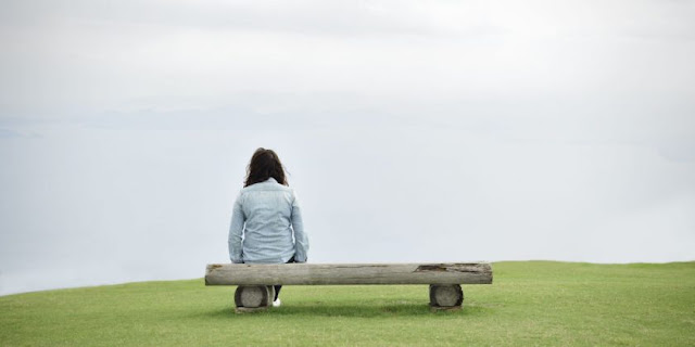 WHY LONELINESS CAN BE HEALTHY