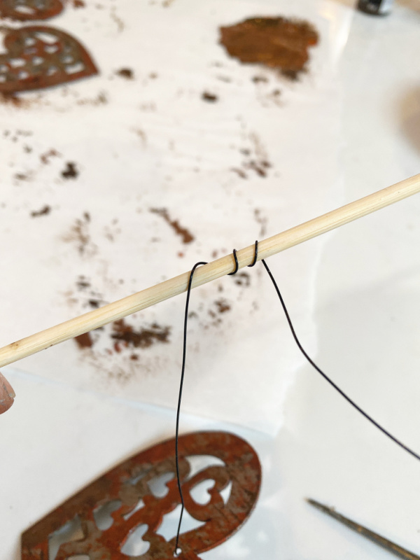 skewer with wire tendrill