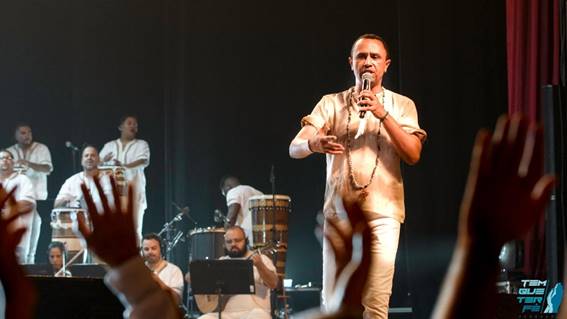 No próximo domingo 14/06/2020 o tradicional teatro Gamaro localizado em São Paulo, realizará a live do cantor Sandro Luiz Umbanda.