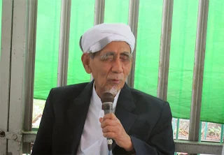 KH. Maimun Zubair - www.rmi-nu.or.id