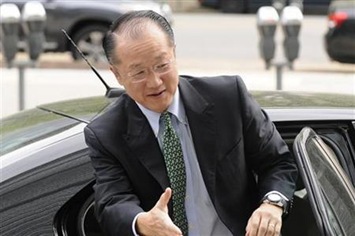 U.S. pick for World Bank makes case to board directors