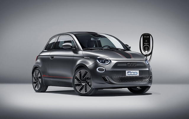 Fiat 500 electric by Mopar