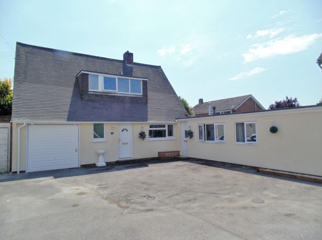 6 bed house, Fishbourne Road West, Chichester,