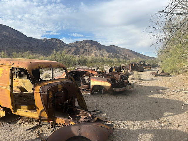 ZZYZX ROAD ABANDONED CARS