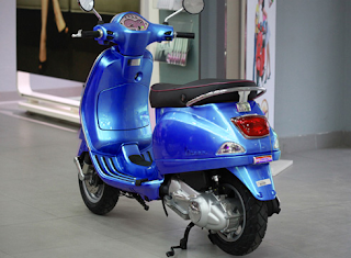 vespa màu độc topcom