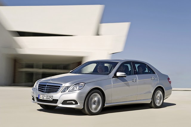 Mercedes E250 CDI Classic Price Specification Photos India