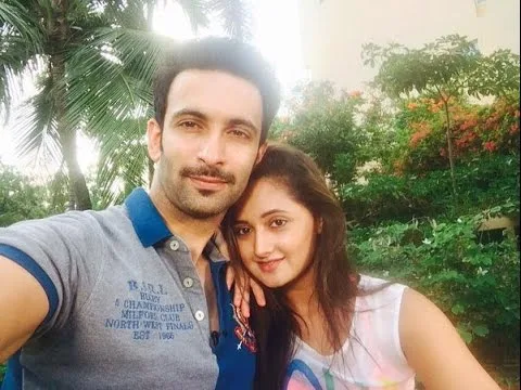 Rashami Desai - Nandish Sandhu indian tv celebrity couple