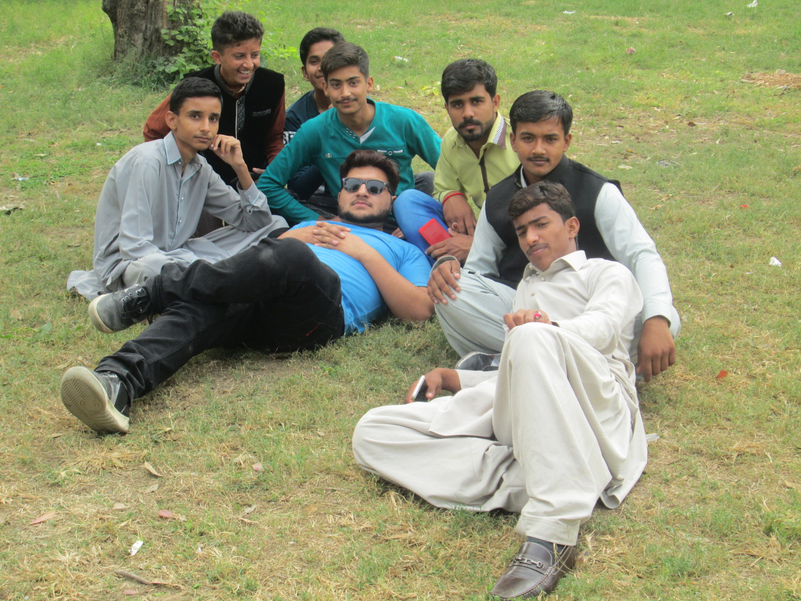 007 Chakwal Group Photo At Shakar Parian Islamabad Park College Trip