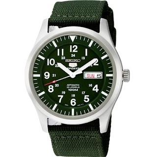 belle montre style militaire Seiko 5 Sports - cadran vert