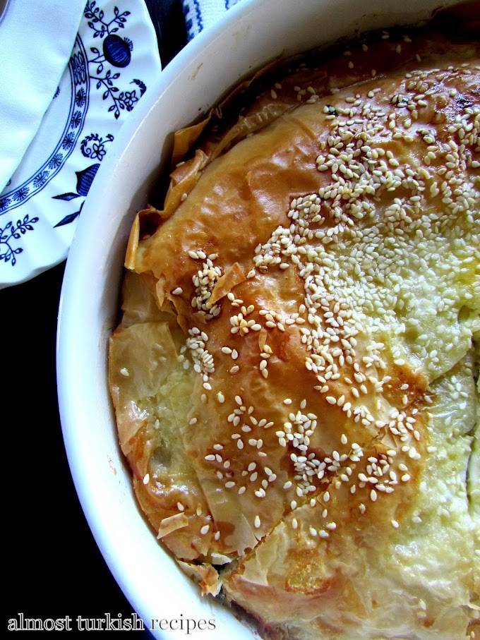 Simple Phyllo Pie (Kolay Peynirli Börek)