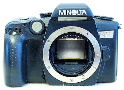 Minolta Maxxum 70, Front