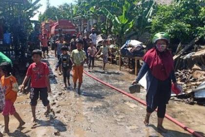 Banjir di magetan terjang 6 desa sisakan lumpur setebal 50 cm 