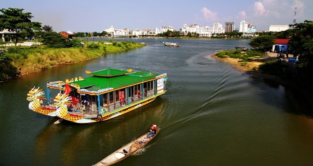 hue city tour from danang