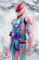 S.H. Figuarts Kamen Rider Revi Rex Genome 09