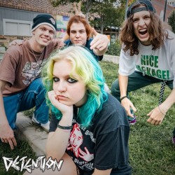 Detention eletriza em novo punk rock