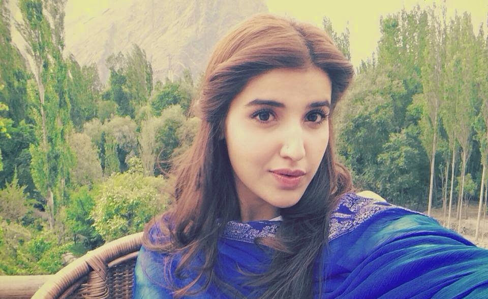 Hareem Farooq HD Wallpapers Free Download