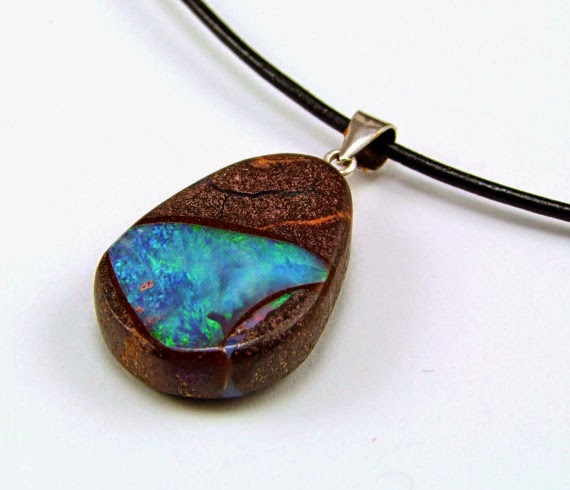 https://www.etsy.com/nz/listing/104481930/queensland-boulder-opal-pendant-n767