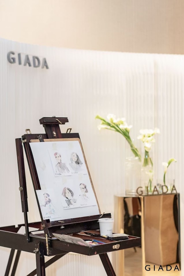 Live painting portrait by Montreal fashion illustrator Ben Liu at GIADA VIC event