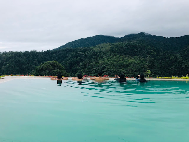 Infinity Pool at Vista Tala