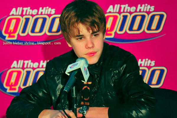 proof justin bieber is a girl. justin bieber and selena gomez