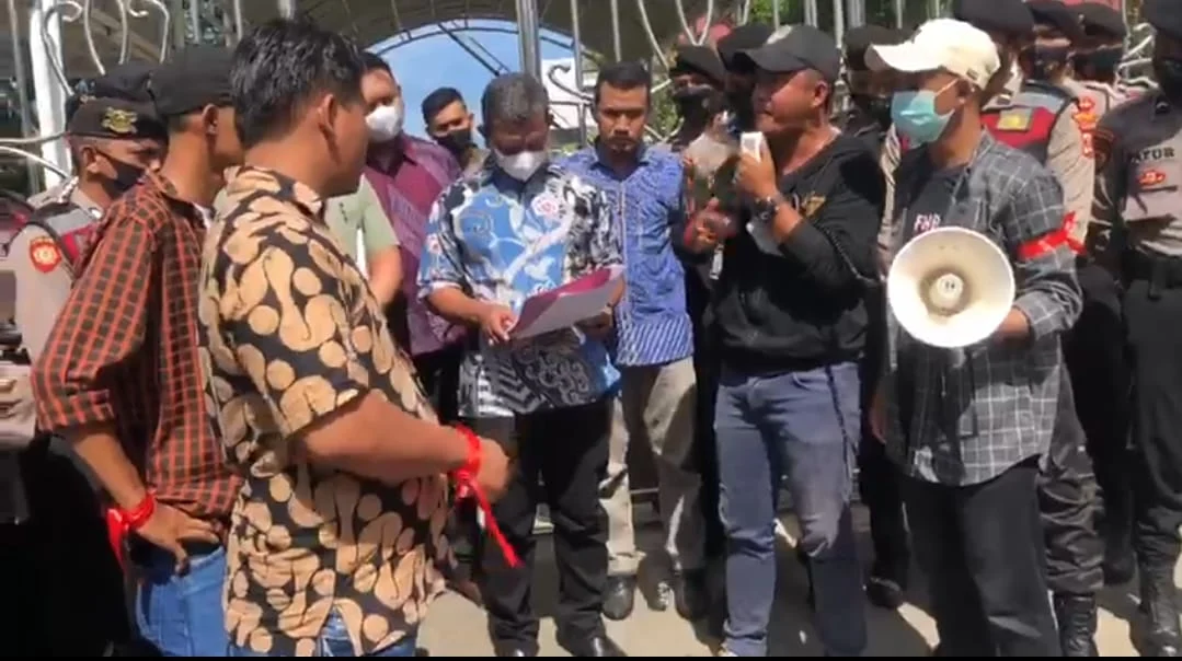 Meminta Kepastian Hukum Kasus SPPD Fiktif Oknum DPRK Simeulue, Amarah Kembali Datangi Kajati Aceh