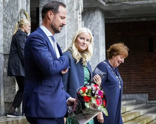 Crown Princess Mette-Marit wore Caro navy wool jacket by Christian Dior. H&M Conscious Exclusive silk printed dress