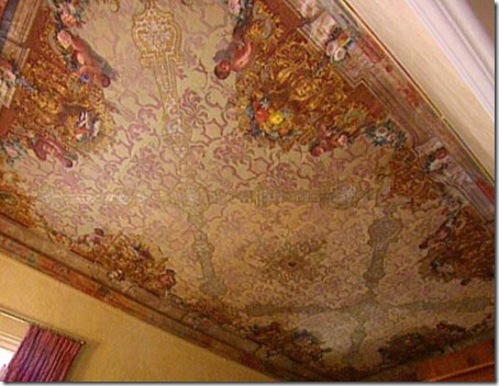 abc_clooney_ceiling_050929_ssh