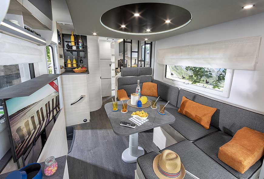 Interior photo Chausson 660 Motorhome