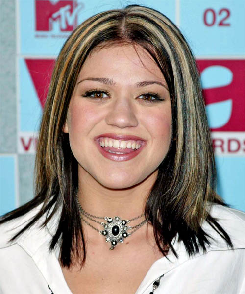 Kelly Clarkson hairstyles