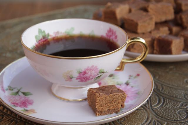 Fudge nach dem Rezept von Carolyn Robb: http://kuechenliebelei.blogspot.com/2017/05/koniglich-und-kostlich-fudge.html