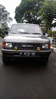 Dijual Isuzu Panther 2.3 Total Assy th 93,Atas nama sendiri