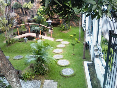 membuat taman di depan rumah