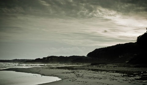 The haunted Dumas Beach