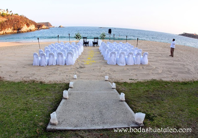 boda en playa, beach wedding, Oaxaca, México, Bodas Huatulco, Wedding Planner