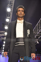 ARJUN Rampal and Abhay Deol walking on the ramp