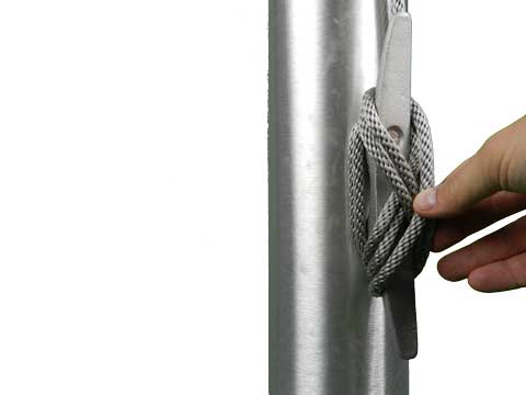 Cleat Knot: How-To Properly Wrap a Rope to the Flagpole - FlagRunners