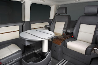 Volkswagen Caravelle Business (2012) Interior