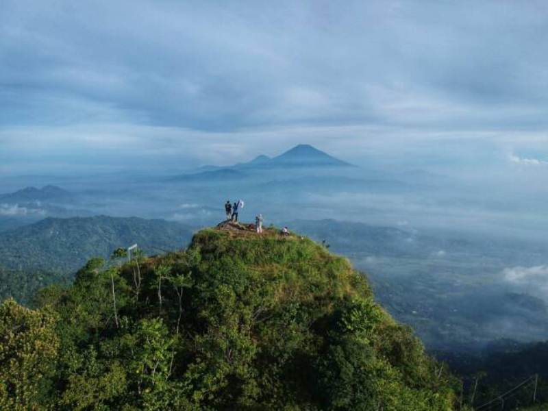 Gunung Kendil Kulon Progo