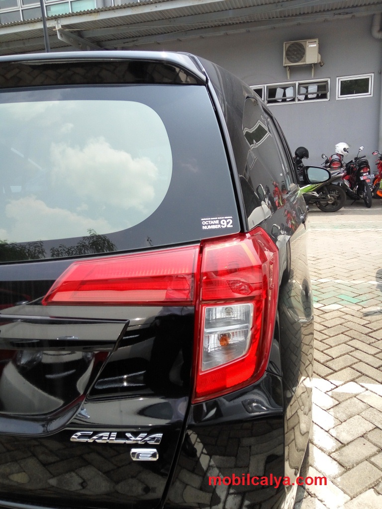 Gallery Gambar Foto Dan Video Toyota Calya Warna Hitam Black