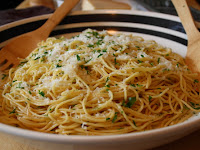 This Spaghetti Aglio e Olio Recipe (Spaghetti with Garlic and Oil) Almost Left Me Speechless!