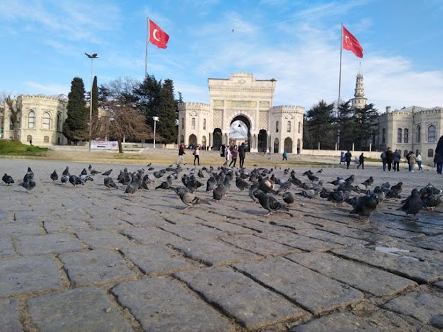 ميدان بايزيد في إسطنبول