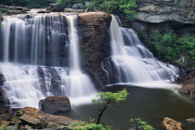 Beautiful Waterfall Seen On www.coolpicturegallery.net