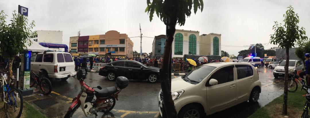 Kayuh Basikal Dari Kelantan