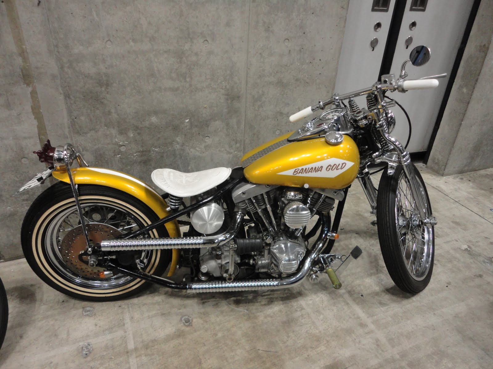 harley sportster bobber z bars From yokohama hot rod custom show 2011 #2 BANANA GOLD