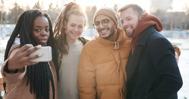 Positive and Negative Effects of Social Media on Family Relationships