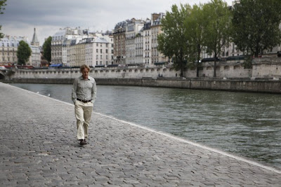 Owen Wilson walking in Midnight in Paris