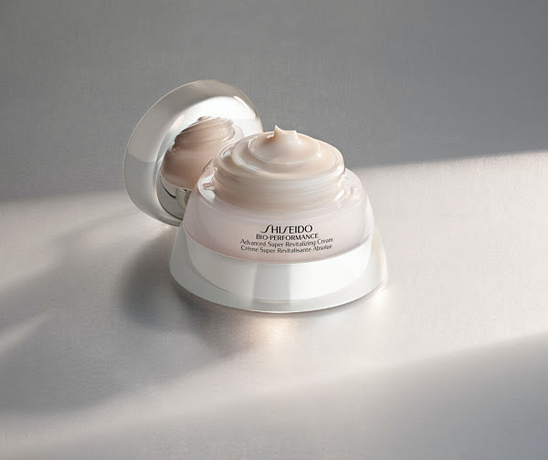shiseido-bio-performance-advanced-super-revitalizing-cream-abierto